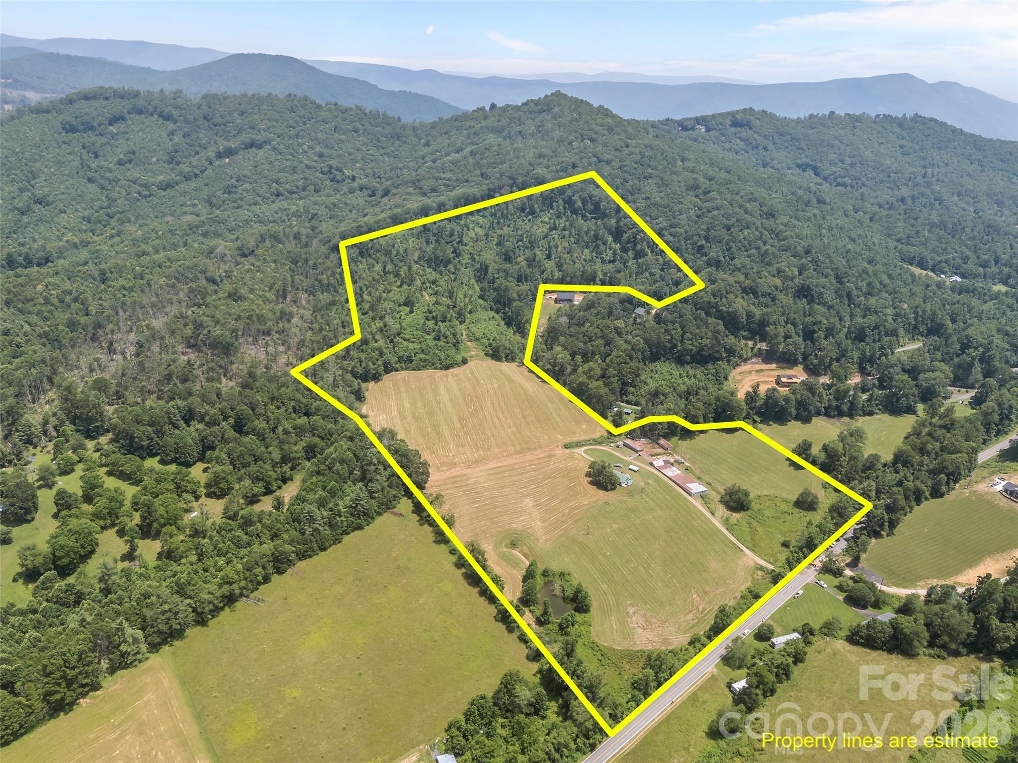 1305 Halltown Road Spruce Pine NC 28777