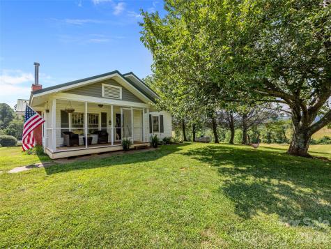 1305 Halltown Road Spruce Pine NC 28777