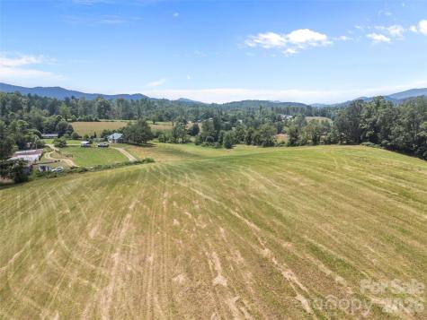 1305 Halltown Road Spruce Pine NC 28777