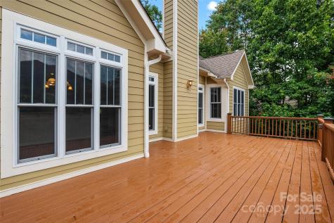 103 Village Pointe Lane Asheville NC 28803