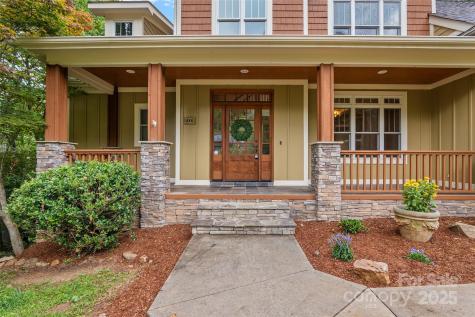 103 Village Pointe Lane Asheville NC 28803