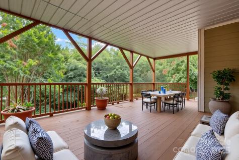 103 Village Pointe Lane Asheville NC 28803