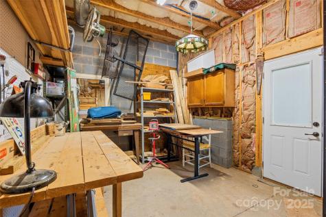 103 Village Pointe Lane Asheville NC 28803