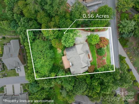 103 Village Pointe Lane Asheville NC 28803