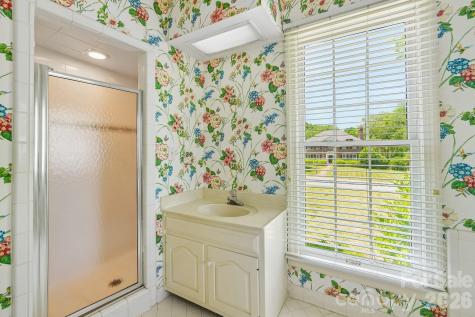 2231 Richardson Drive Charlotte NC 28211