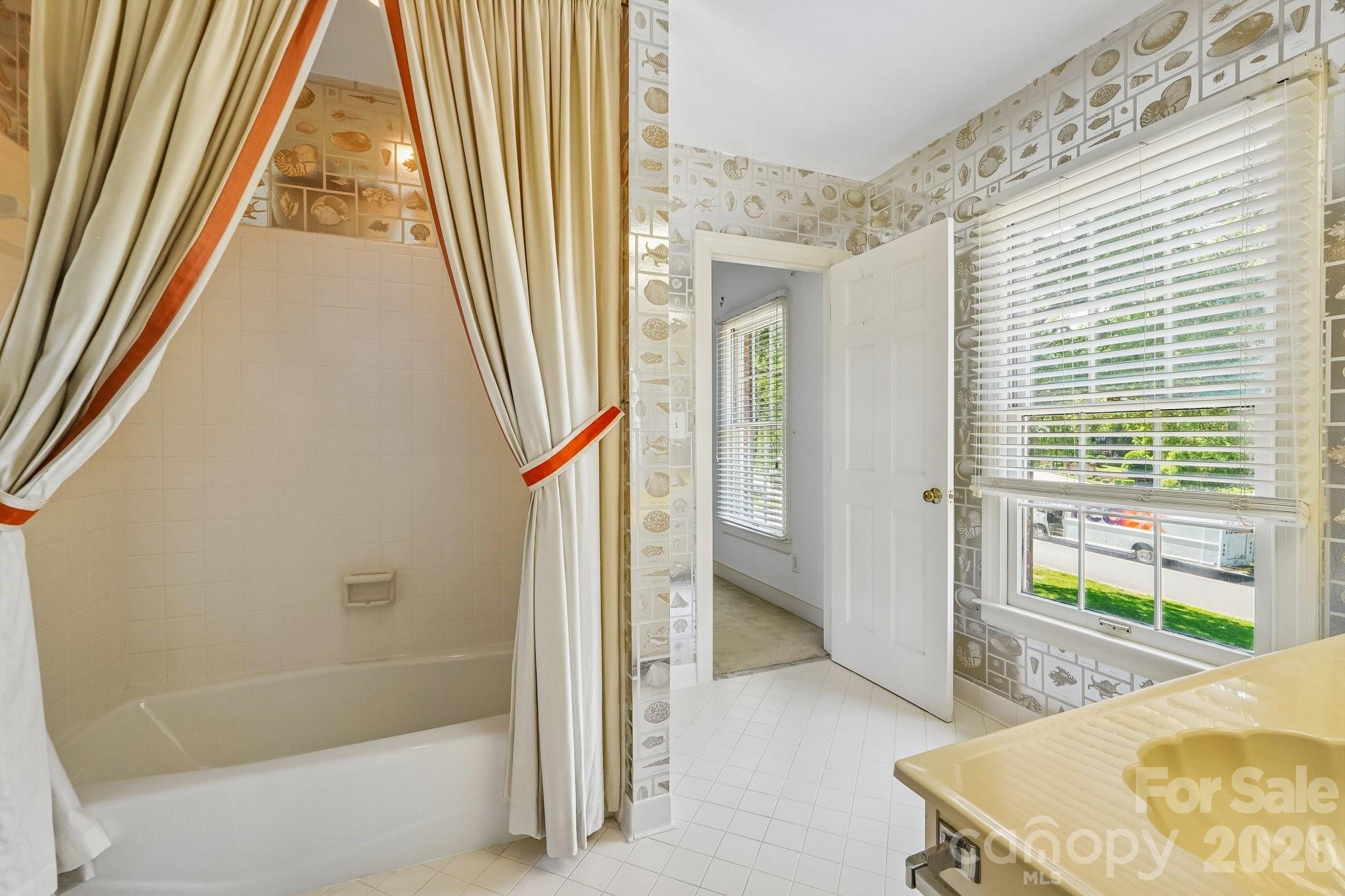 2231 Richardson Drive Charlotte NC 28211