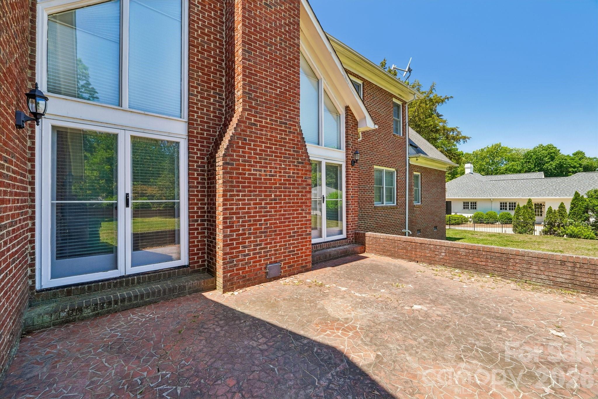 2231 Richardson Drive Charlotte NC 28211