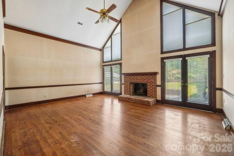 2231 Richardson Drive Charlotte NC 28211