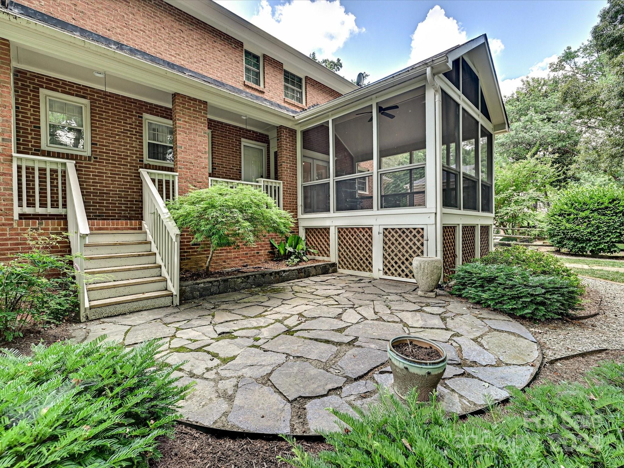 2450 Ainsdale Road Charlotte NC 28226