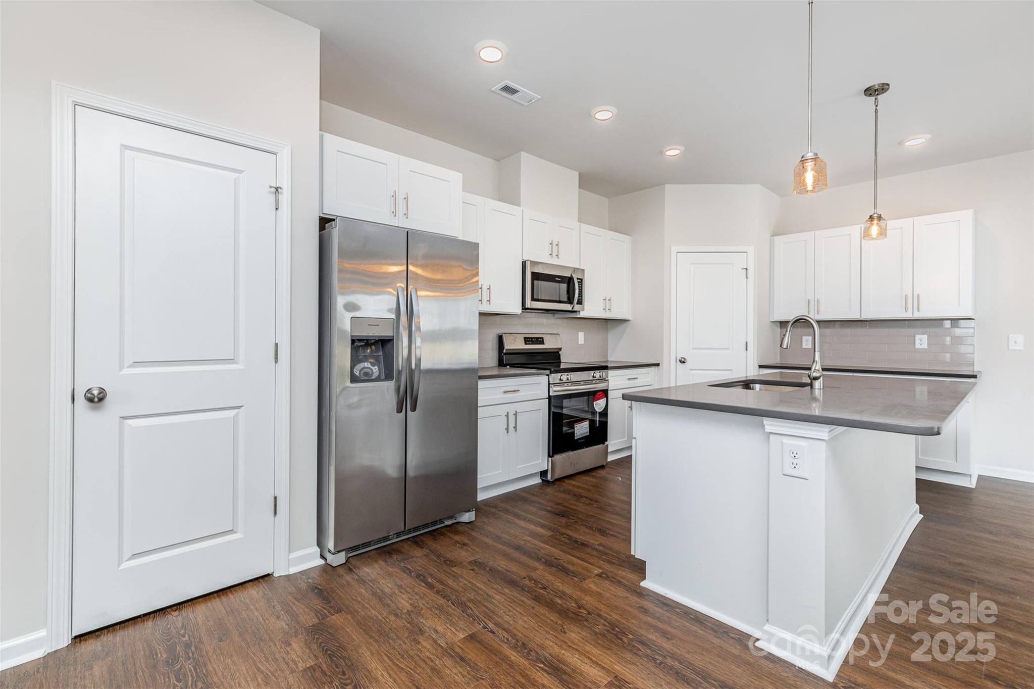 2059 Sadler Woods Lane Charlotte NC 28214