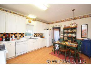 11 Captains Drive Candler NC 28715