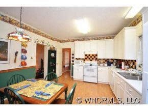 11 Captains Drive Candler NC 28715