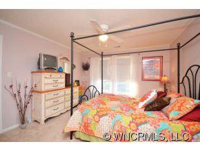 11 Captains Drive Candler NC 28715