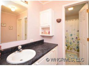 11 Captains Drive Candler NC 28715