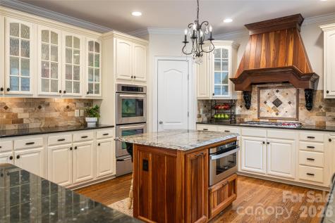 39 Windover Drive Asheville NC 28803