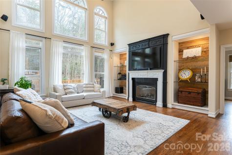 39 Windover Drive Asheville NC 28803