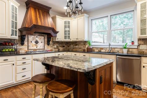 39 Windover Drive Asheville NC 28803