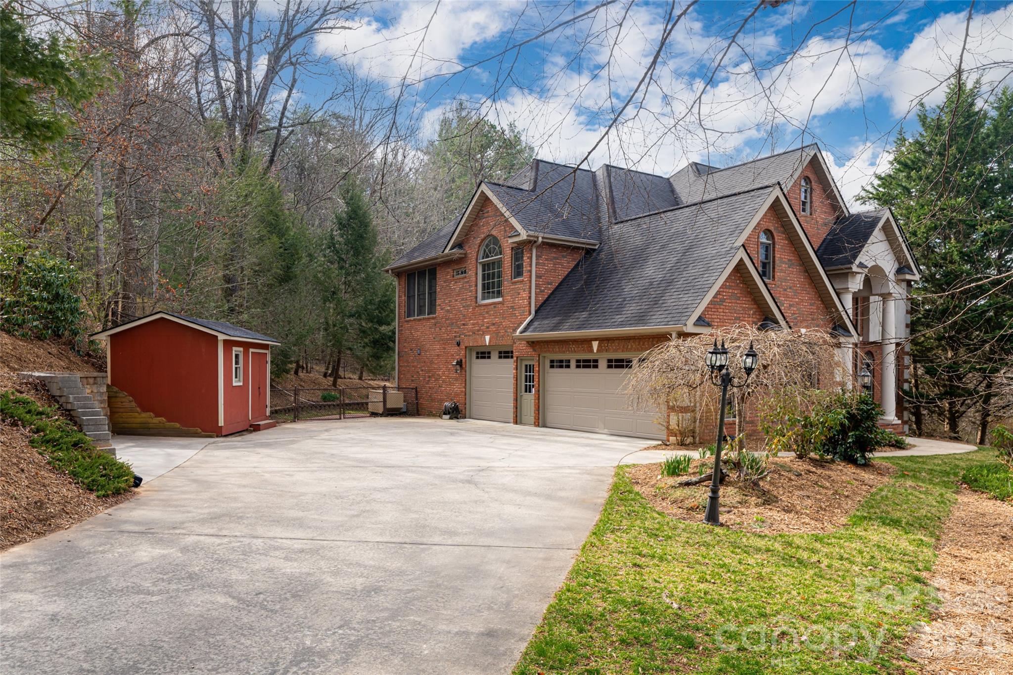 39 Windover Drive Asheville NC 28803