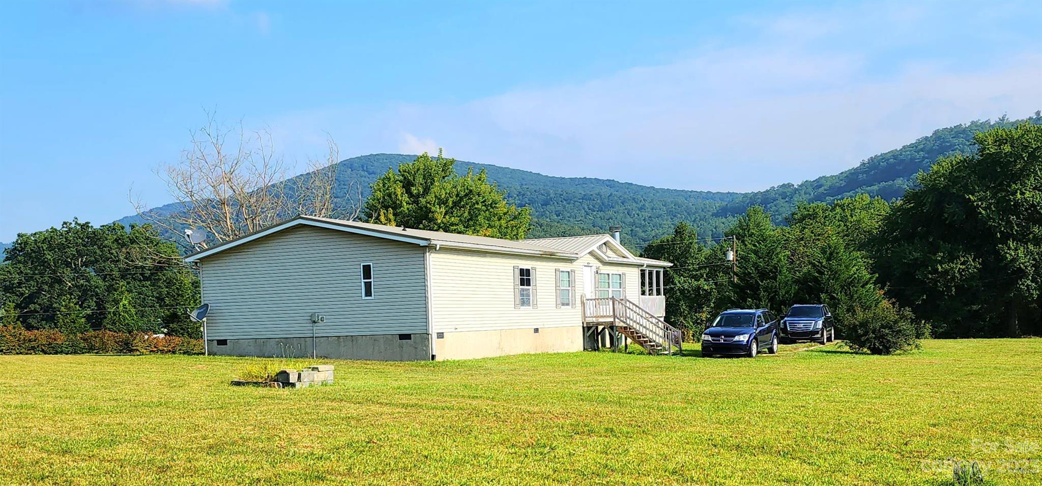 1040 Old Clear Creek Road Hendersonville NC 28792