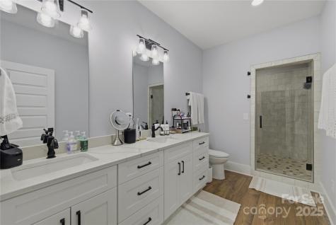 2062 Vineyard Estates Lane Lincolnton NC 28690