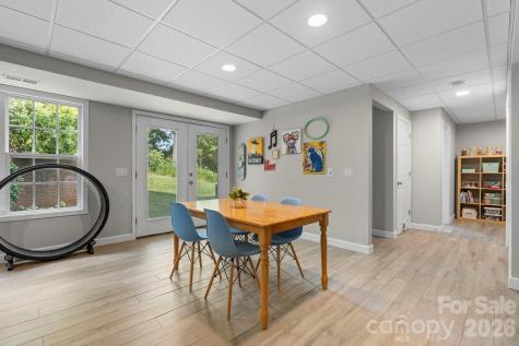 1221 Willow Creek Drive Newton NC 28658