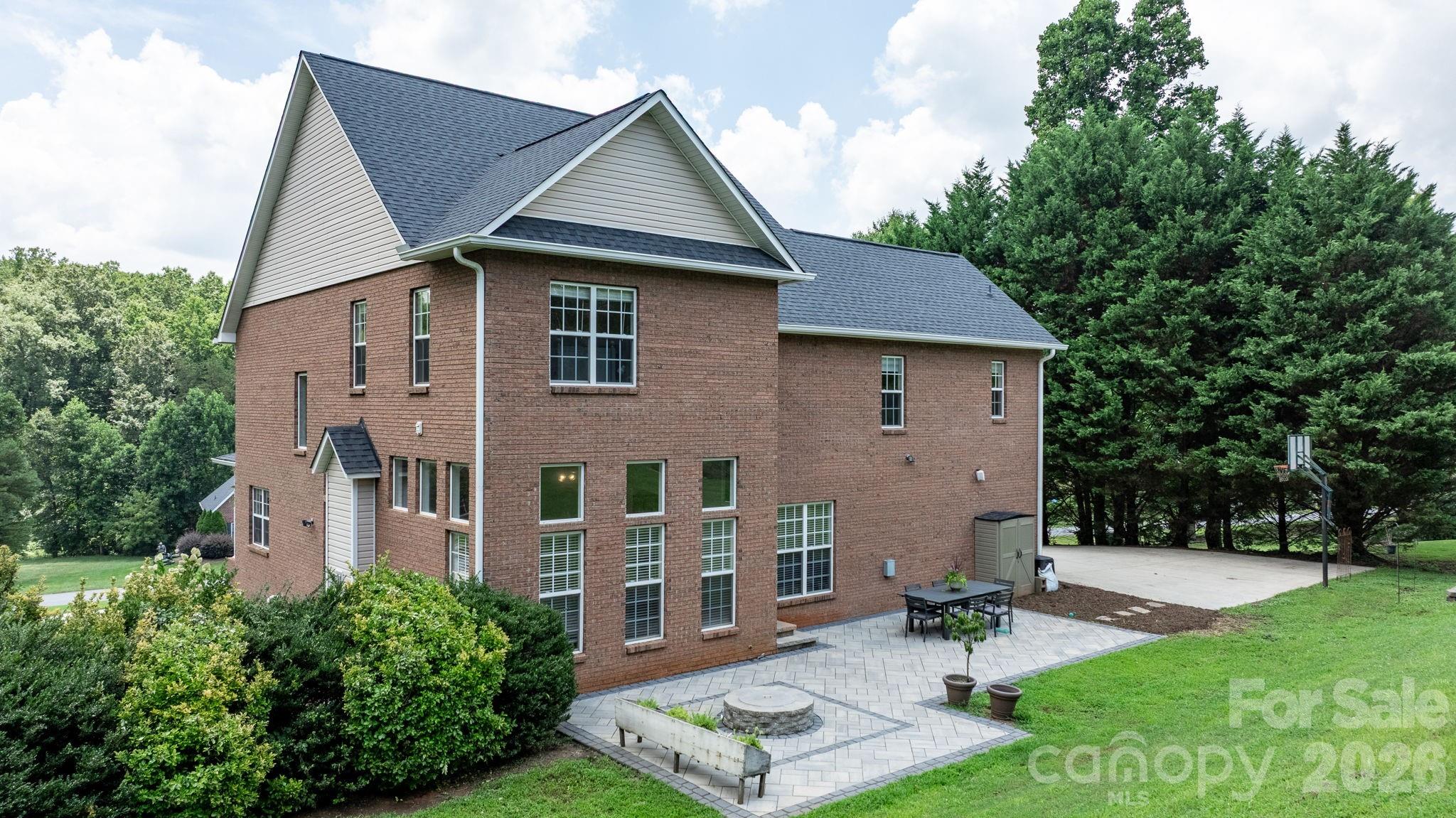 1221 Willow Creek Drive Newton NC 28658