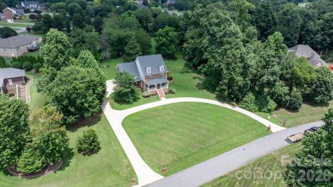 1221 Willow Creek Drive Newton NC 28658
