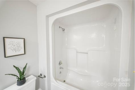 16 Sun Valley Court Alexander NC 28701