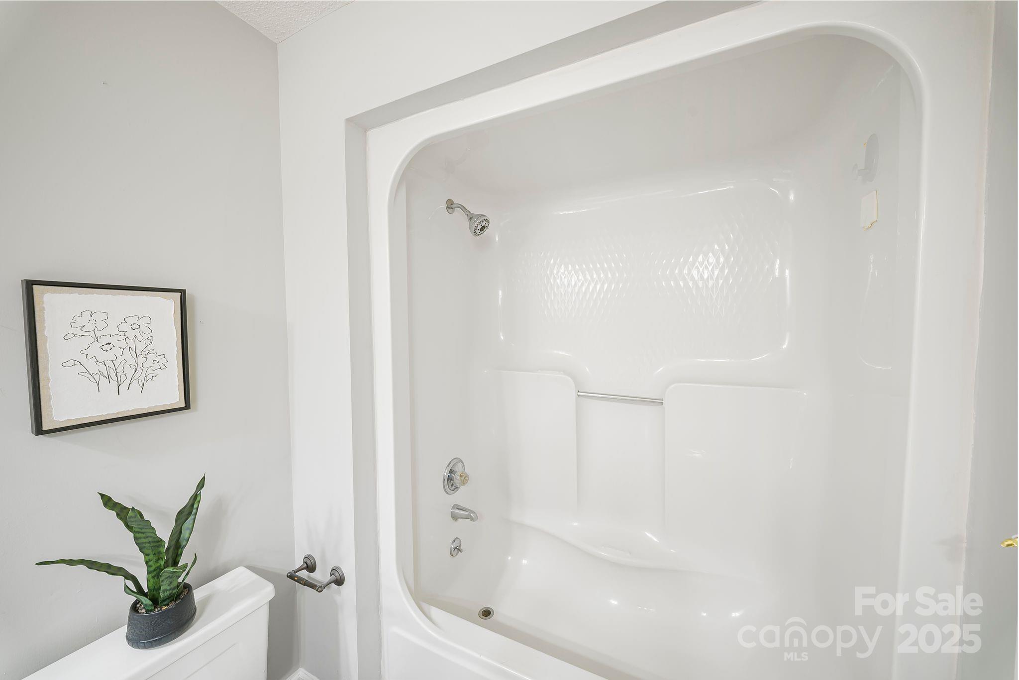 16 Sun Valley Court Alexander NC 28701