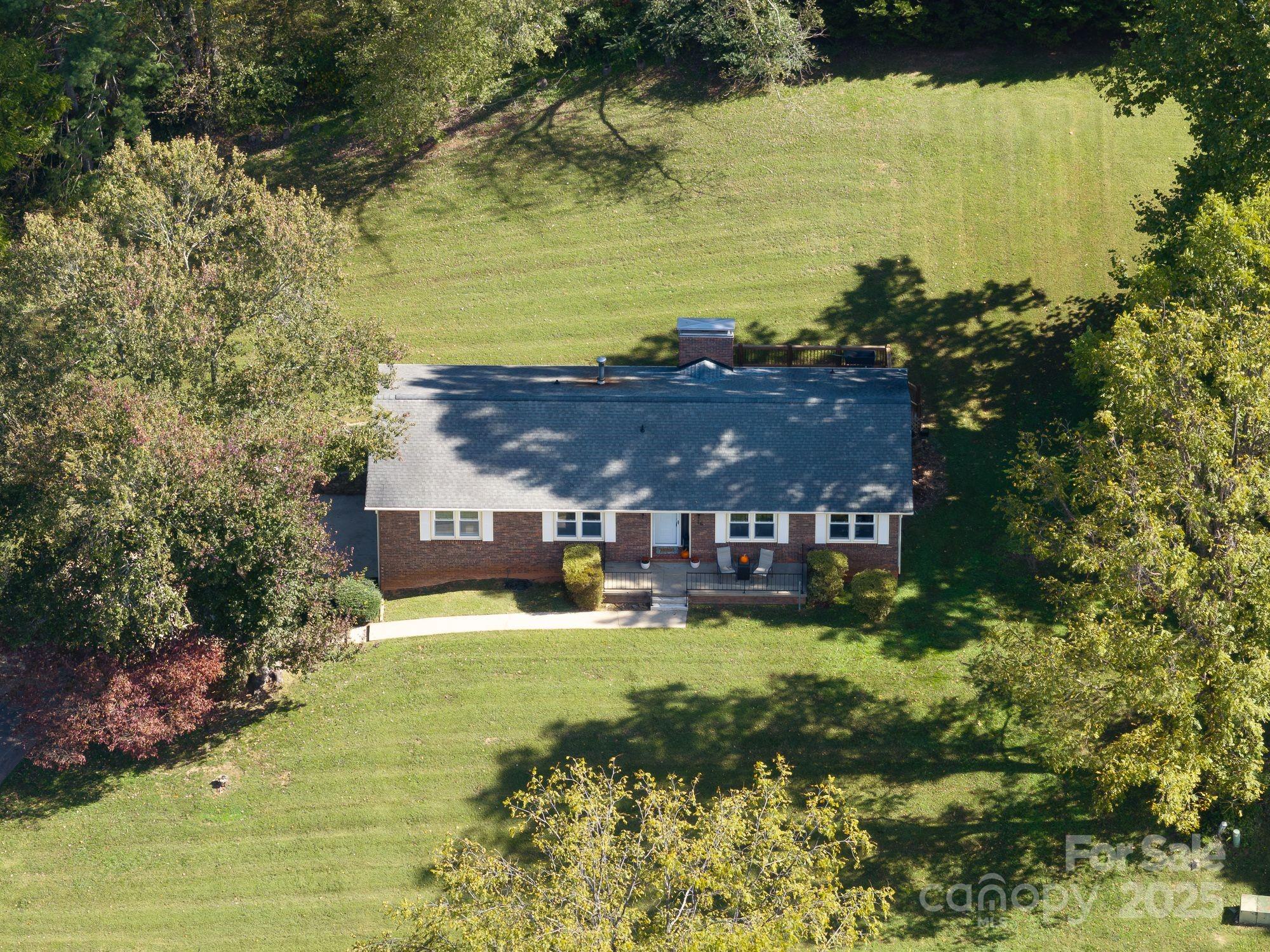 16 Sun Valley Court Alexander NC 28701