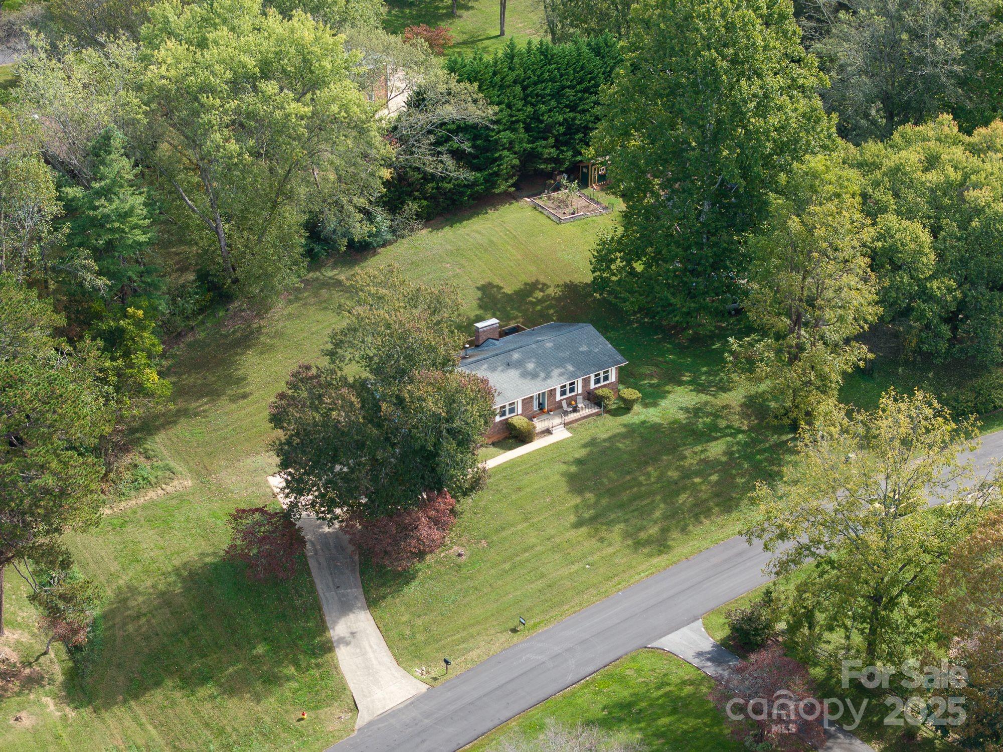 16 Sun Valley Court Alexander NC 28701