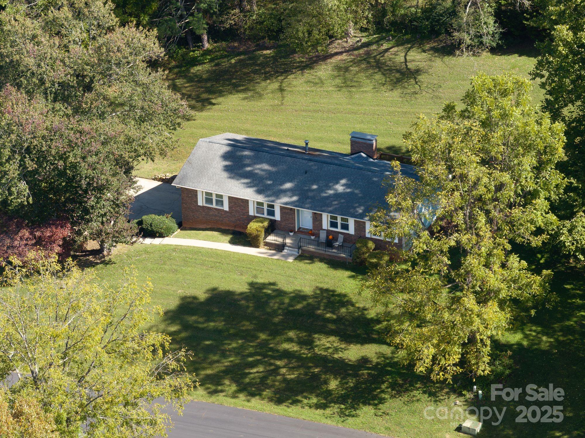 16 Sun Valley Court Alexander NC 28701