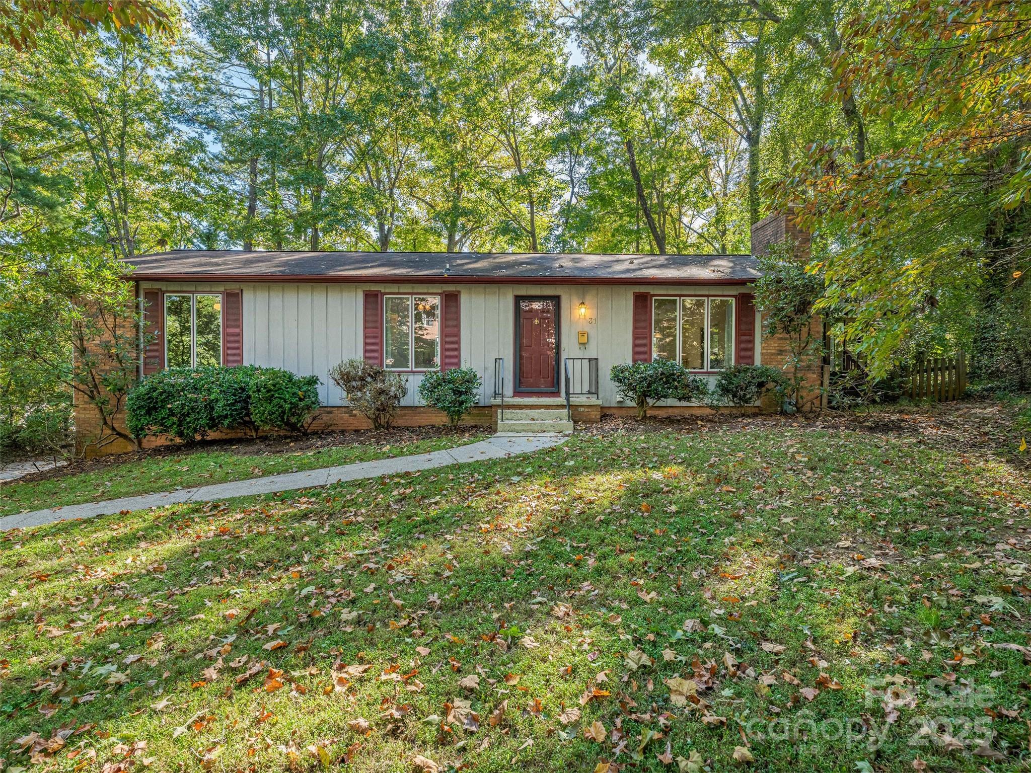 31 Shorewood Drive Asheville NC 28804