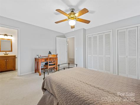 31 Shorewood Drive Asheville NC 28804