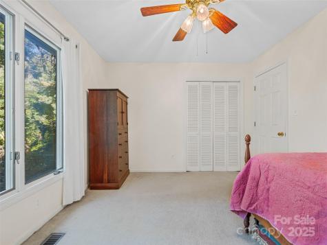 31 Shorewood Drive Asheville NC 28804