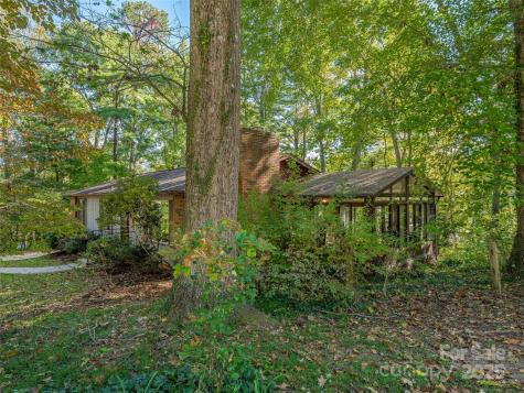 31 Shorewood Drive Asheville NC 28804