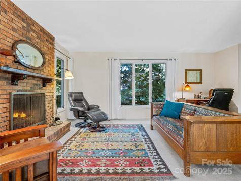 31 Shorewood Drive Asheville NC 28804