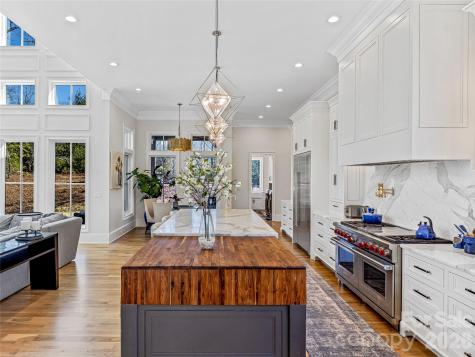 1905 White Tree Trail Arden NC 28704