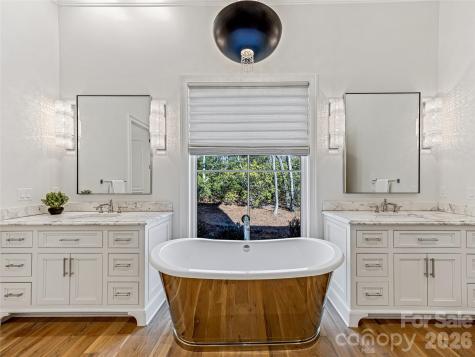 1905 White Tree Trail Arden NC 28704