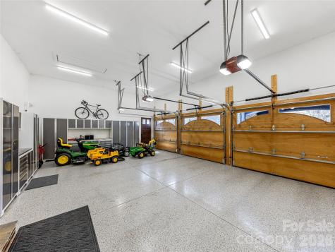 1905 White Tree Trail Arden NC 28704