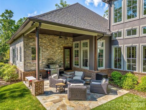 1905 White Tree Trail Arden NC 28704