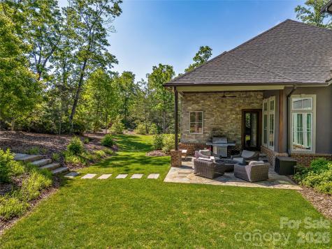 1905 White Tree Trail Arden NC 28704