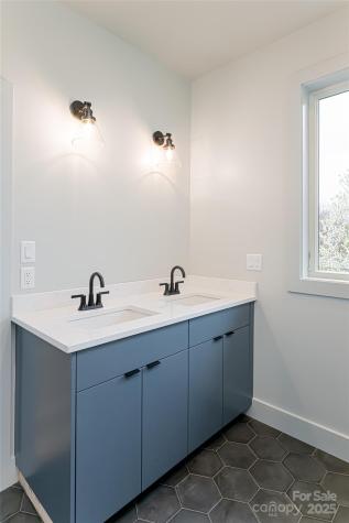 30 Fern Street Asheville NC 28803