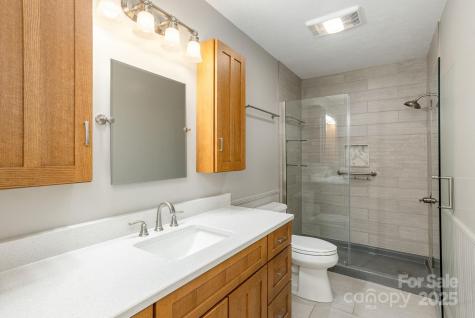 10 Tahchee Trail Fletcher NC 28732