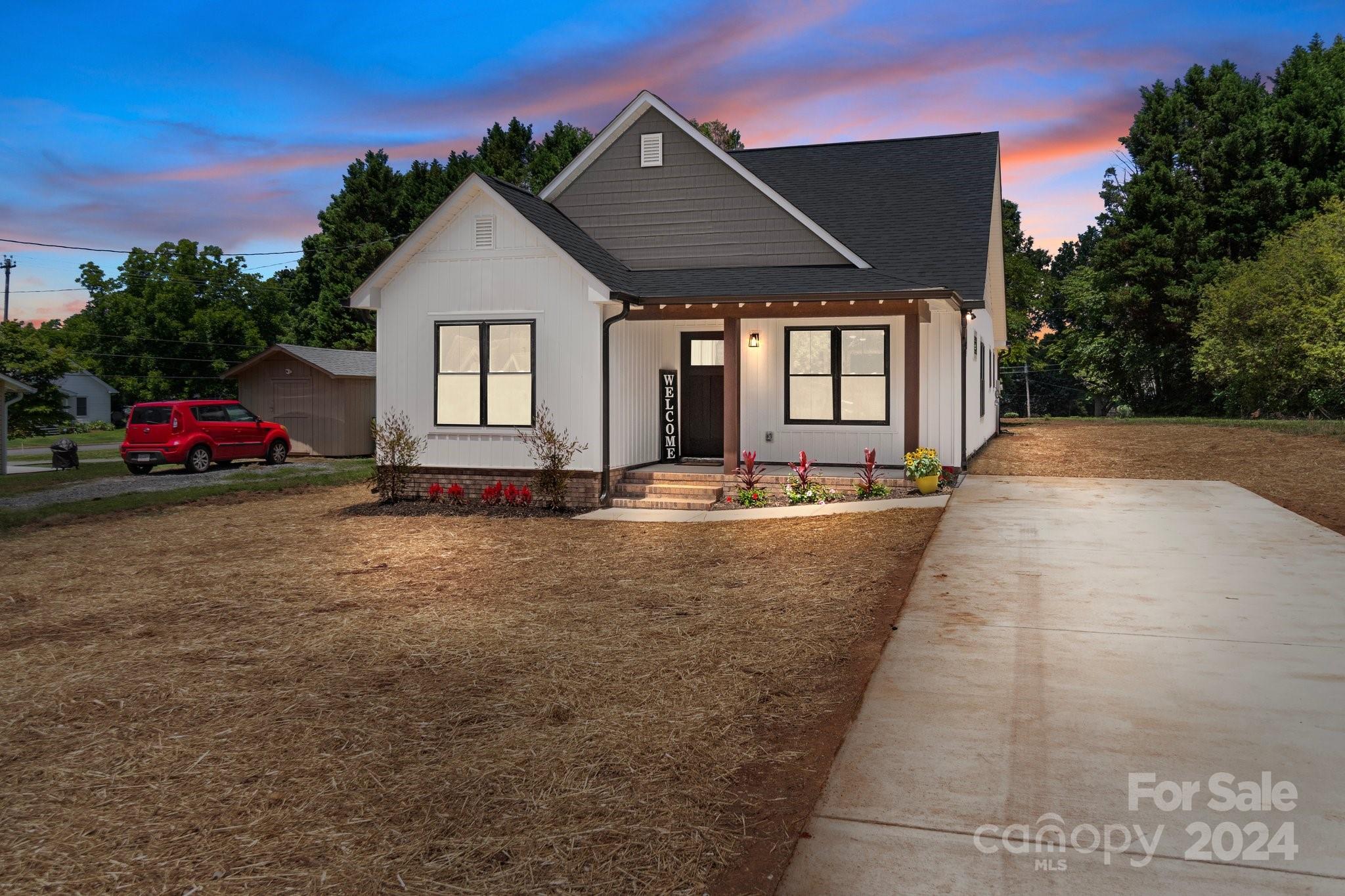 1325 E Cannon Avenue Albemarle NC 28001