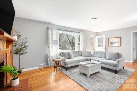 3 Valley Lane Asheville NC 28804