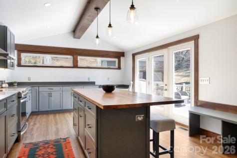 3 Valley Lane Asheville NC 28804