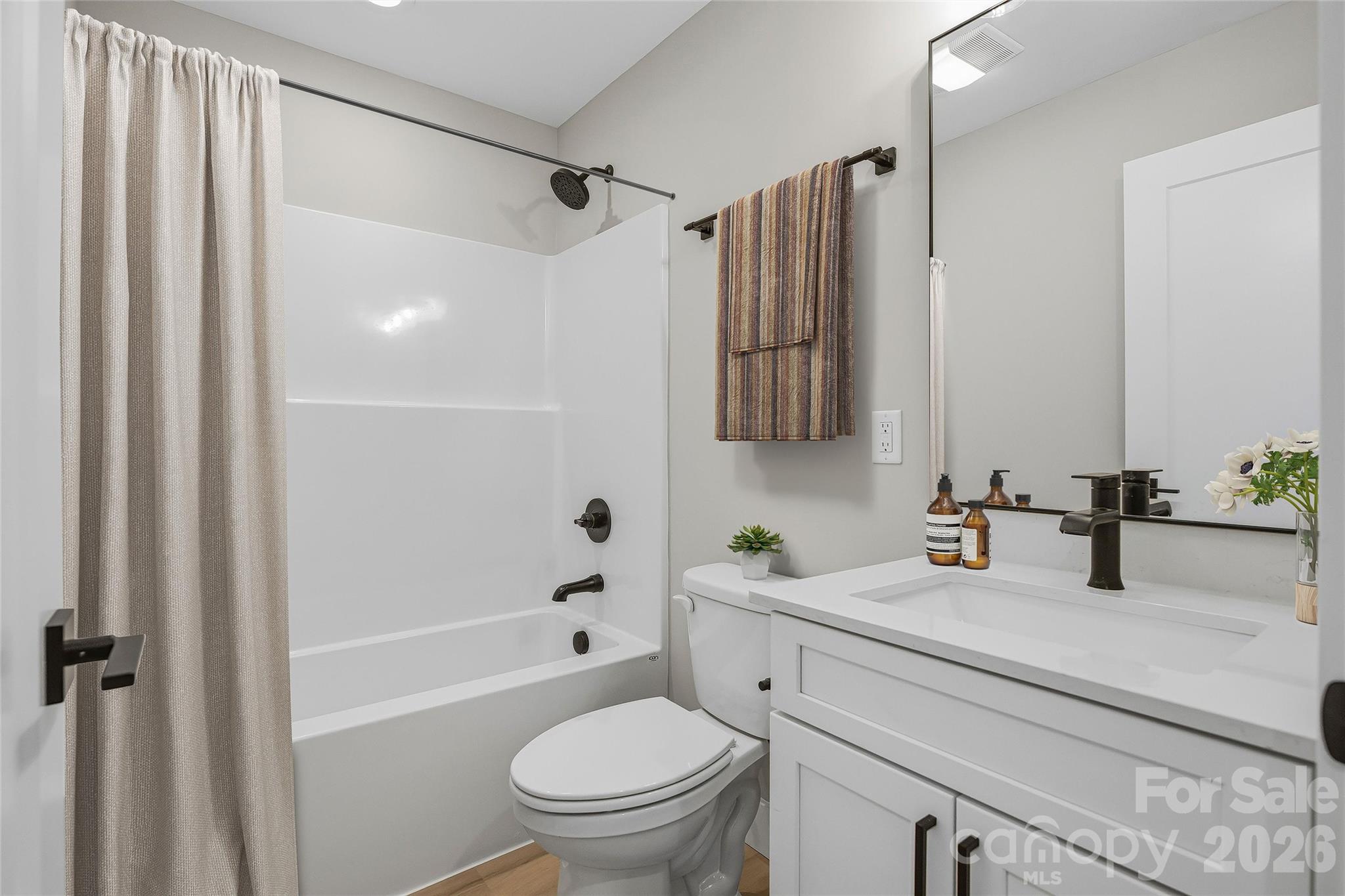 133 Moore Street Hendersonville NC 28739
