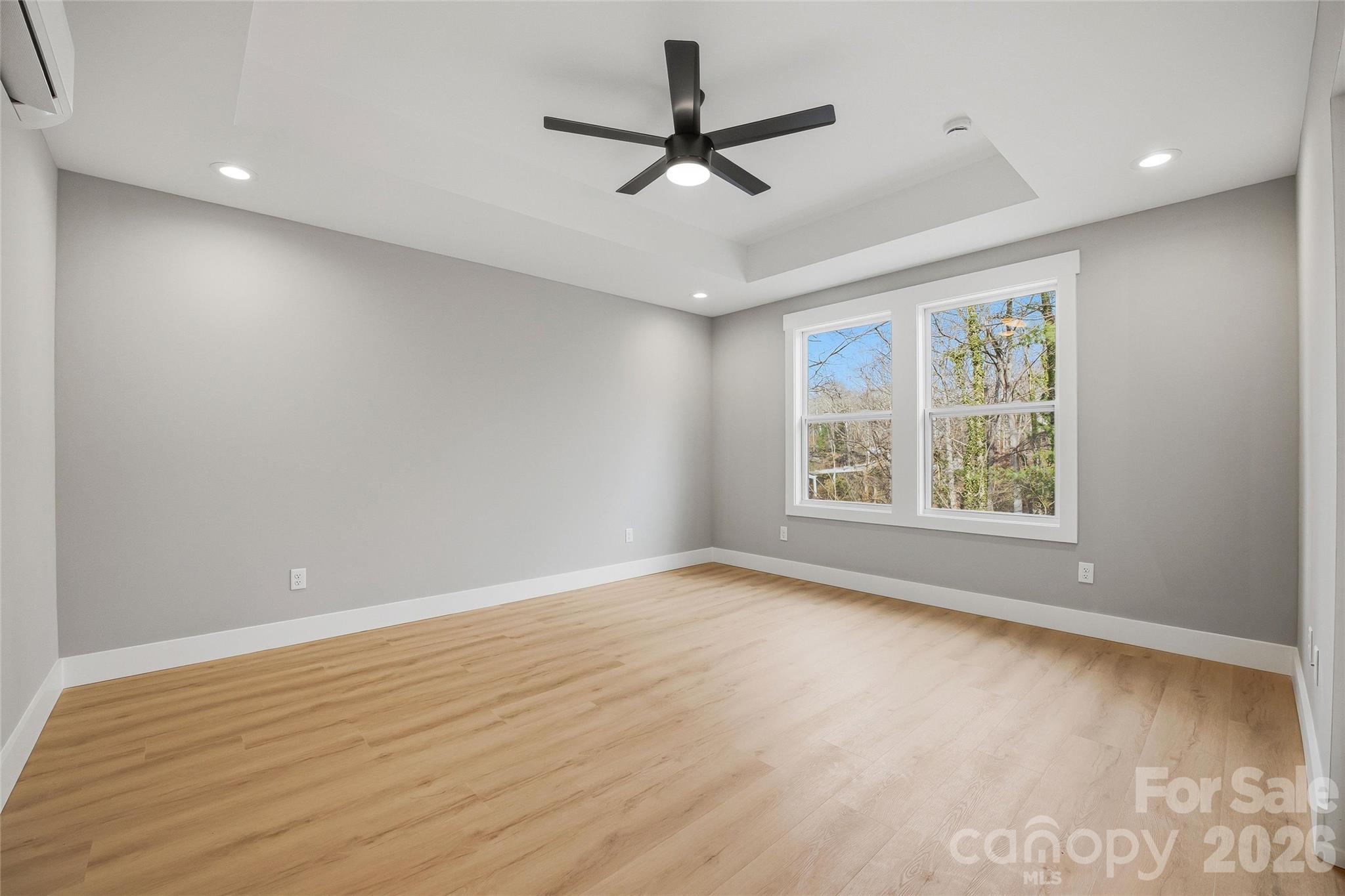 133 Moore Street Hendersonville NC 28739