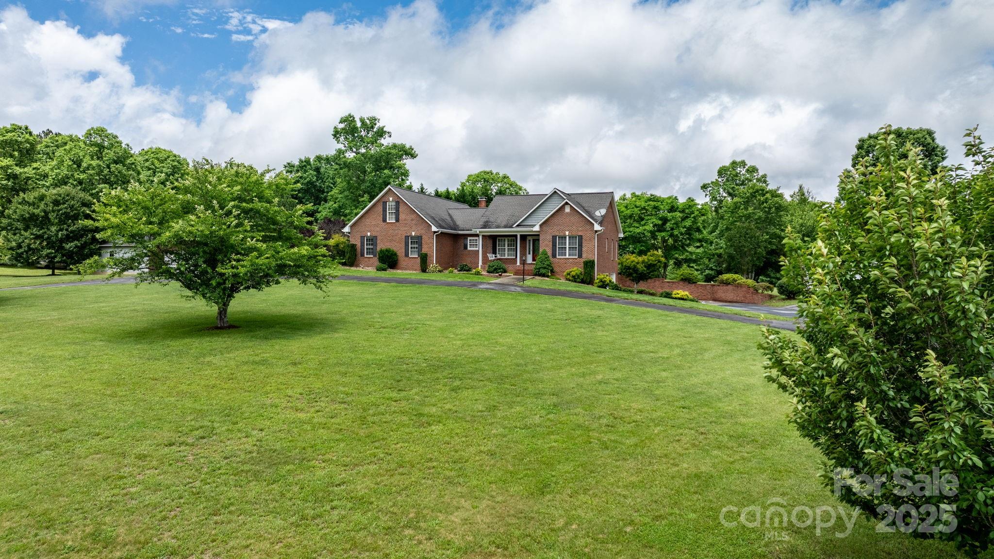 2250 Fitipaldi Drive Morganton NC 28655